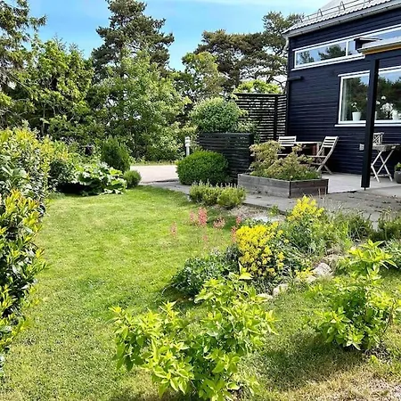 아파트 Lys Med Fine Uteplasser - 2 Soverom Samt 2 Soveplasser I Apent Rom I Andre Etasje 프레드릭스타드